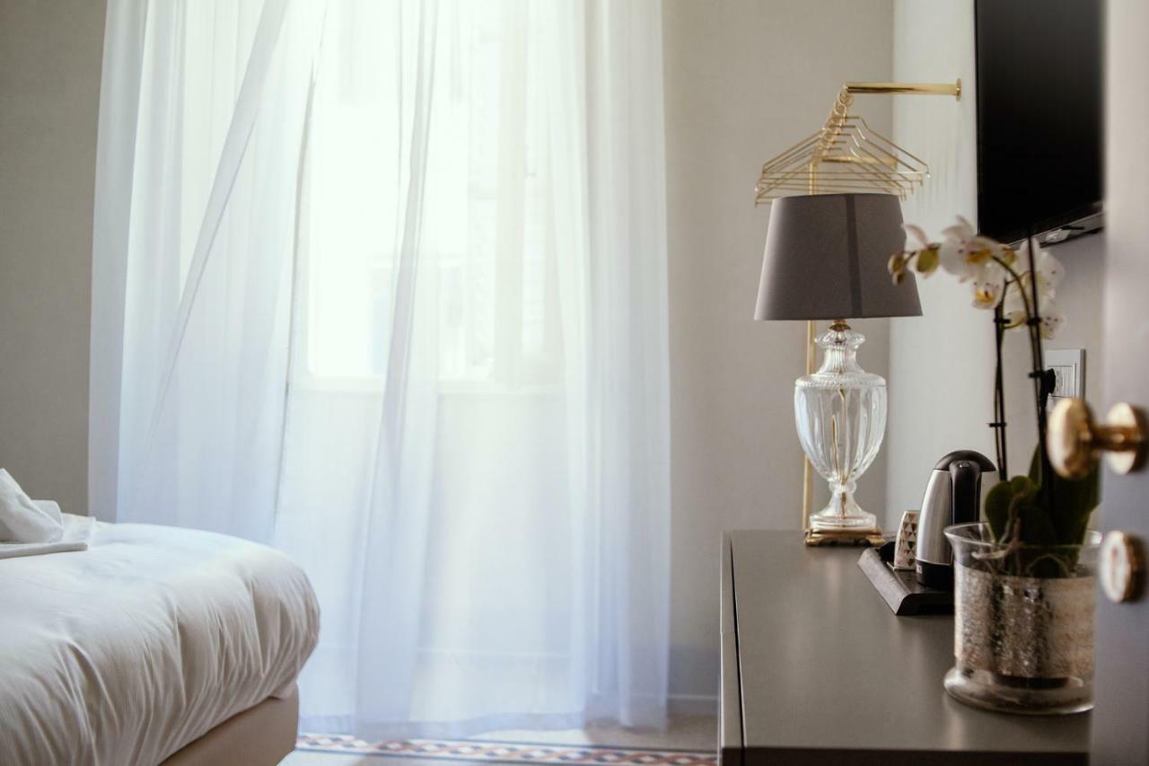 Palazzo Dei Grifoni - Luxury Suites - Сан Бенедето дел Тронто Екстериор снимка